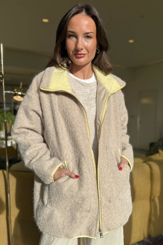 Beach Walk Fleece Jacket Latte /3=